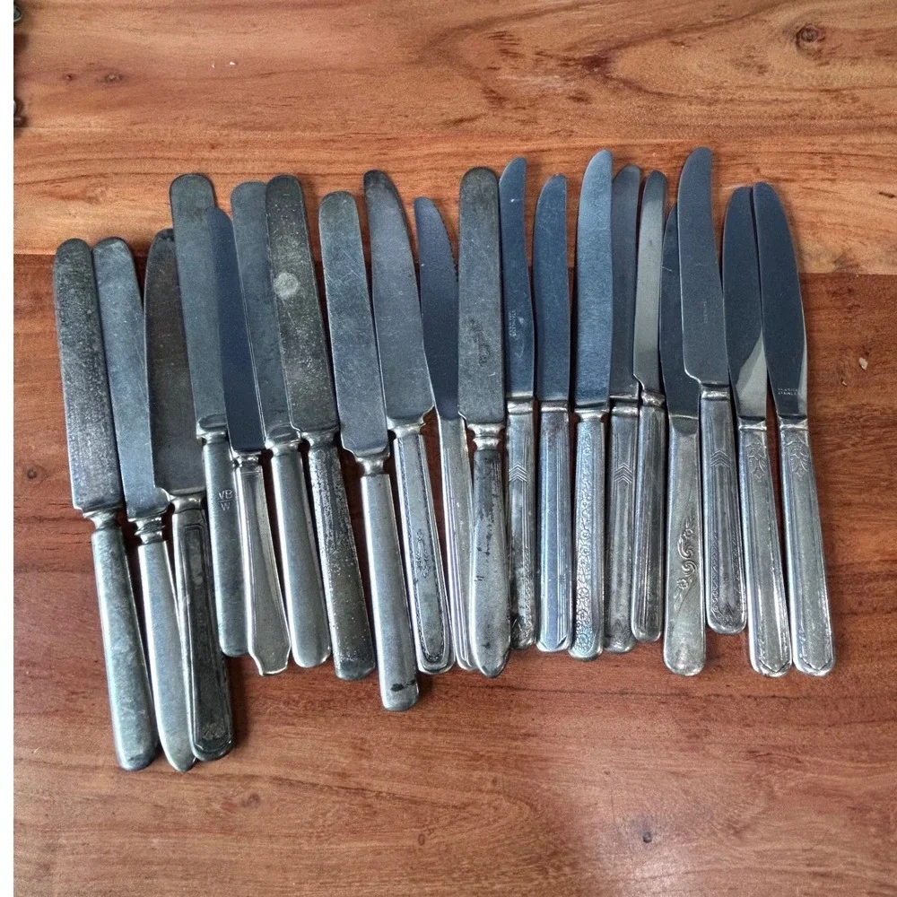 Vintage Mixed Pattern Stainless Dinner Knives Lot Wm A Rogers Aurora 20 pcs